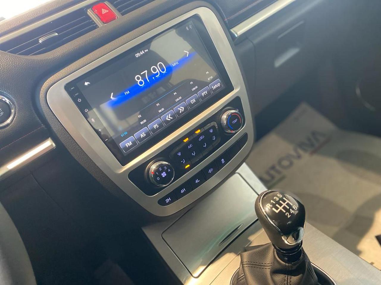 EVO Evo Cross4 Evo Cross 4 2.0 Turbo Diesel Doppia Cabina - display-interno