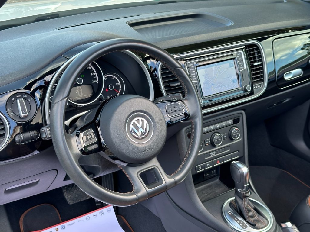 VOLKSWAGEN Maggiolino Cabrio 1.4 TSI DSG Sport BMT - Unica - 19