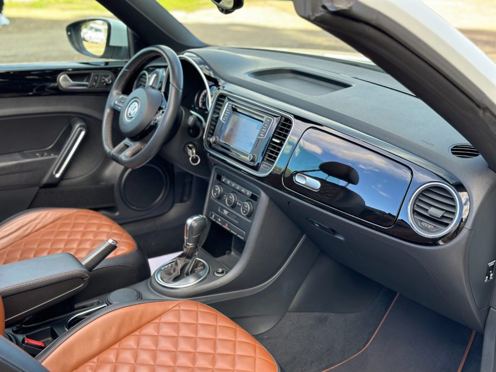 VOLKSWAGEN Maggiolino Cabrio 1.4 TSI DSG Sport BMT - Unica - 9