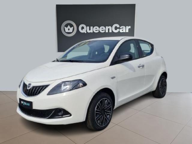 LANCIA Ypsilon Firefly Hybrid 1.0 70cv Gold 