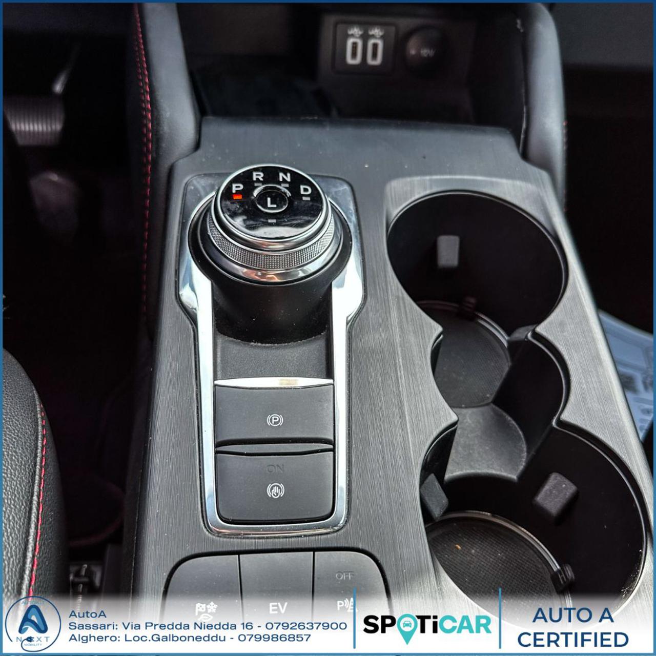 FORD Kuga 2.5 Plug In Hybrid 225 CV CVT 2WD ST-Line - 22