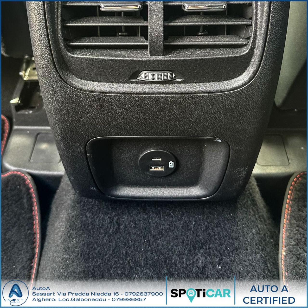 FORD Kuga 2.5 Plug In Hybrid 225 CV CVT 2WD ST-Line - 16