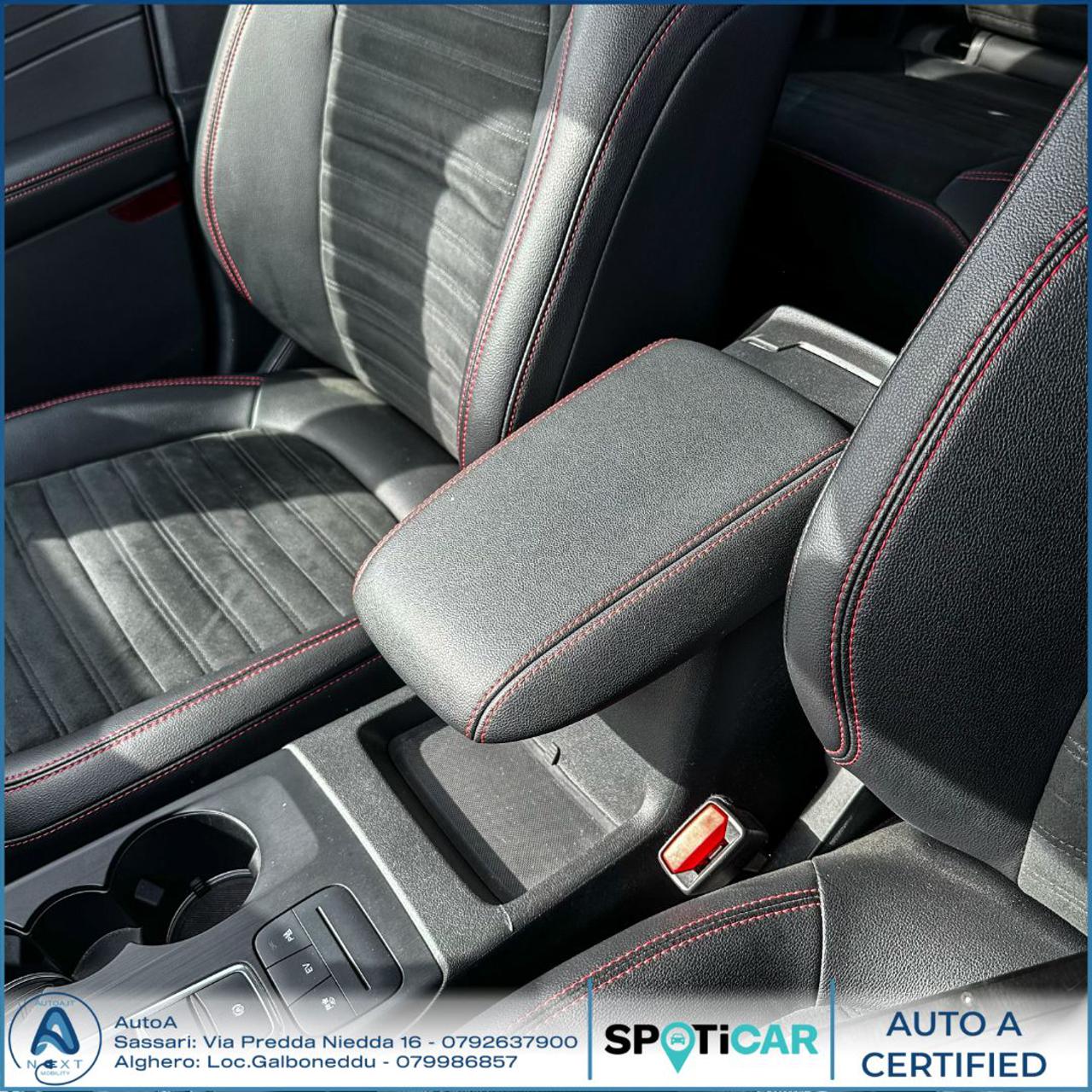 FORD Kuga 2.5 Plug In Hybrid 225 CV CVT 2WD ST-Line - 23