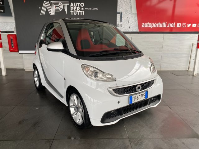 SMART ForTwo 1000 52 kW MHD coupé passion Usato
