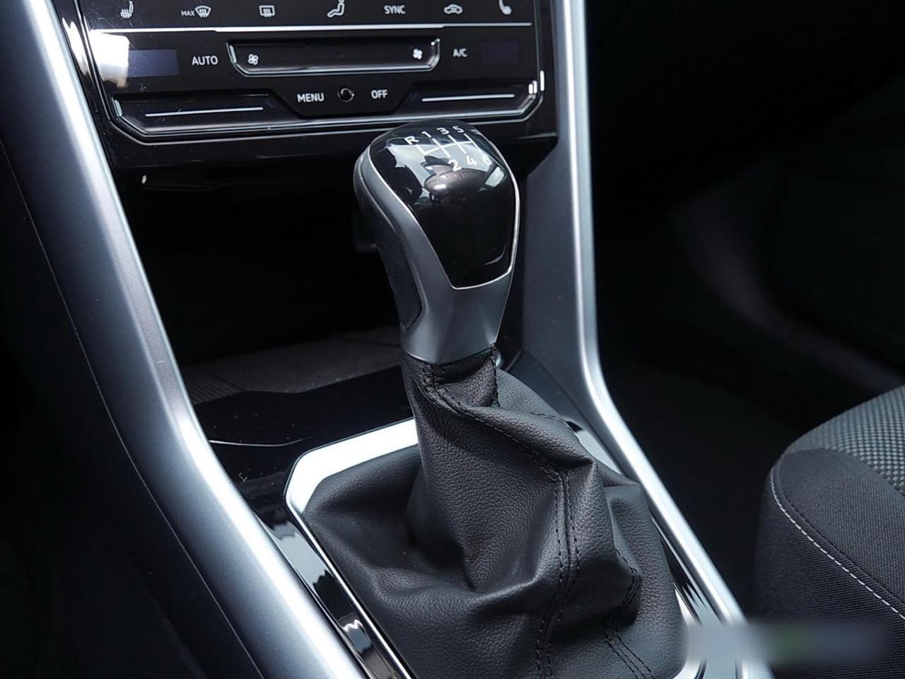 VOLKSWAGEN T-Roc 1.0 TSI Life Navi Led - strumenti-interni