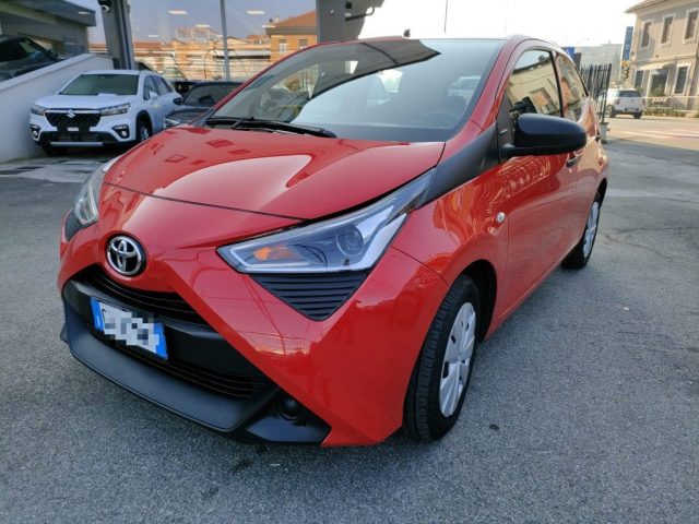TOYOTA Aygo Connect 1.0 VVT-i X-business (CON ECO-INCENTIVO) 