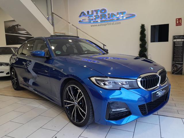BMW 320 Azul metalizada