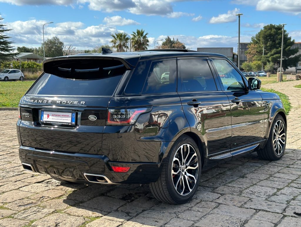 LAND ROVER Range Rover Sport 3.0D l6 350cv HSE Dynamic - Solo 9.300 km - 16