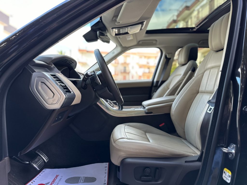 LAND ROVER Range Rover Sport 3.0D l6 350cv HSE Dynamic - Solo 9.300 km - 7