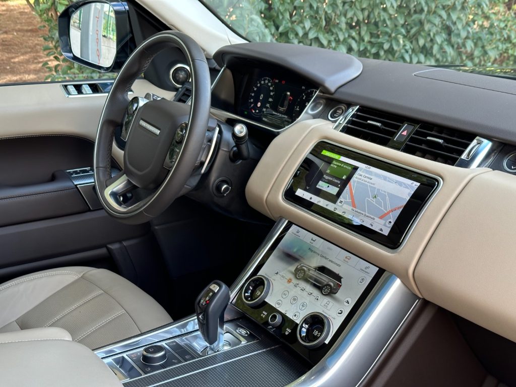 LAND ROVER Range Rover Sport 3.0D l6 350cv HSE Dynamic - Solo 9.300 km - 37