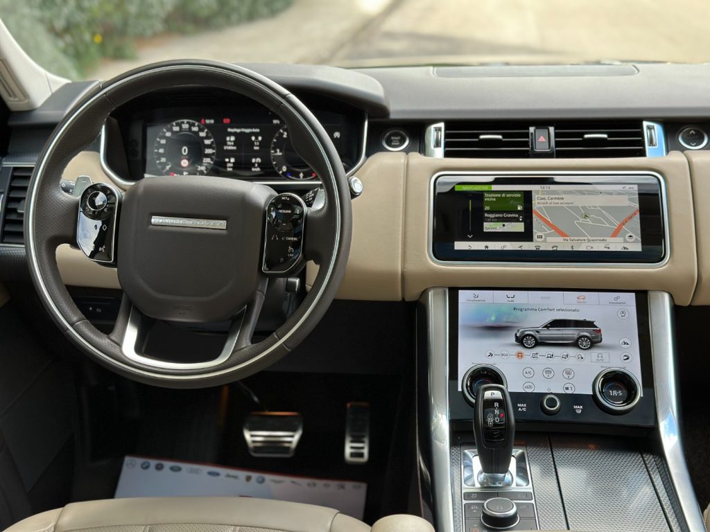 LAND ROVER Range Rover Sport 3.0D l6 350cv HSE Dynamic - Solo 9.300 km - 9