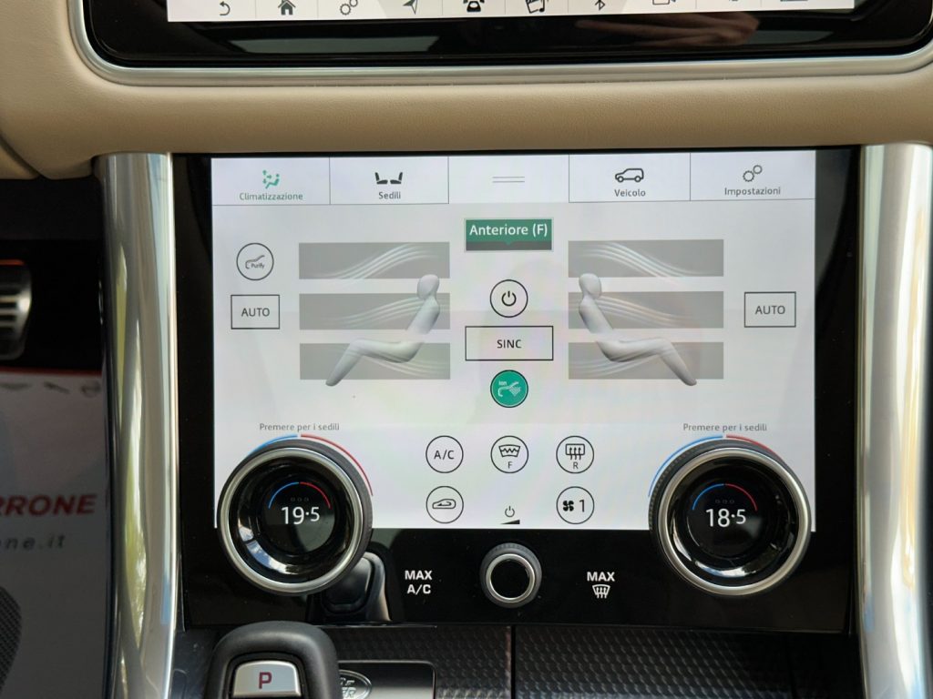 LAND ROVER Range Rover Sport 3.0D l6 350cv HSE Dynamic - Solo 9.300 km - 44