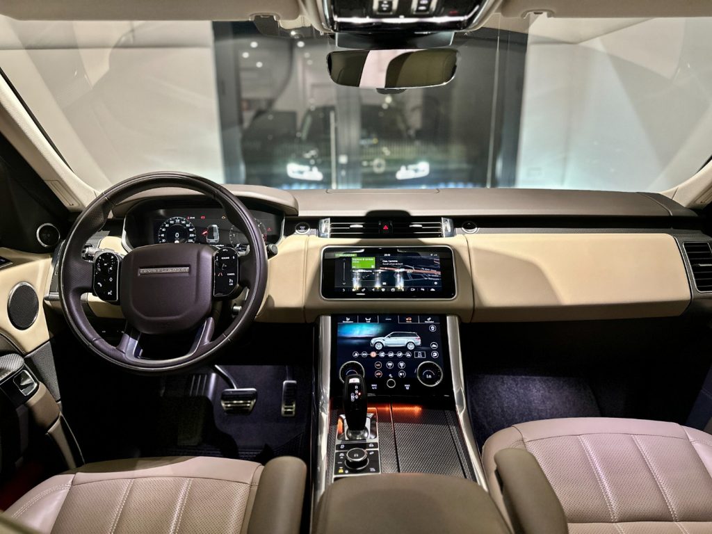 LAND ROVER Range Rover Sport 3.0D l6 350cv HSE Dynamic - Solo 9.300 km - 59