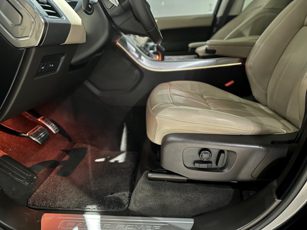 LAND ROVER Range Rover Sport 3.0D l6 350cv HSE Dynamic - Solo 9.300 km - 61