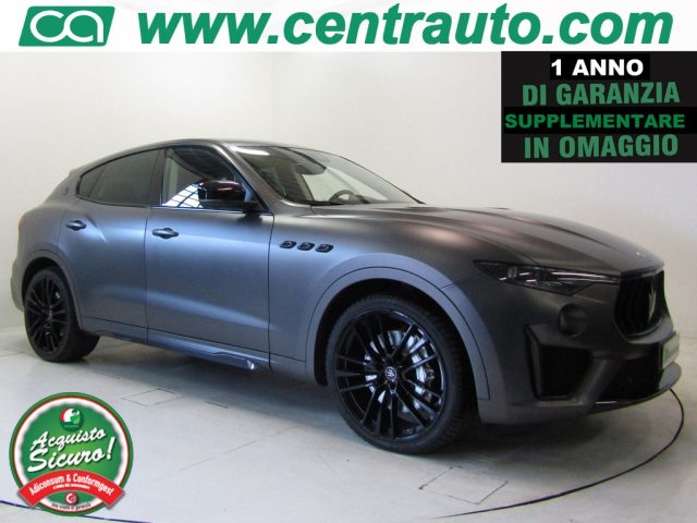 MASERATI Levante grigio scuro opaco metallizzato