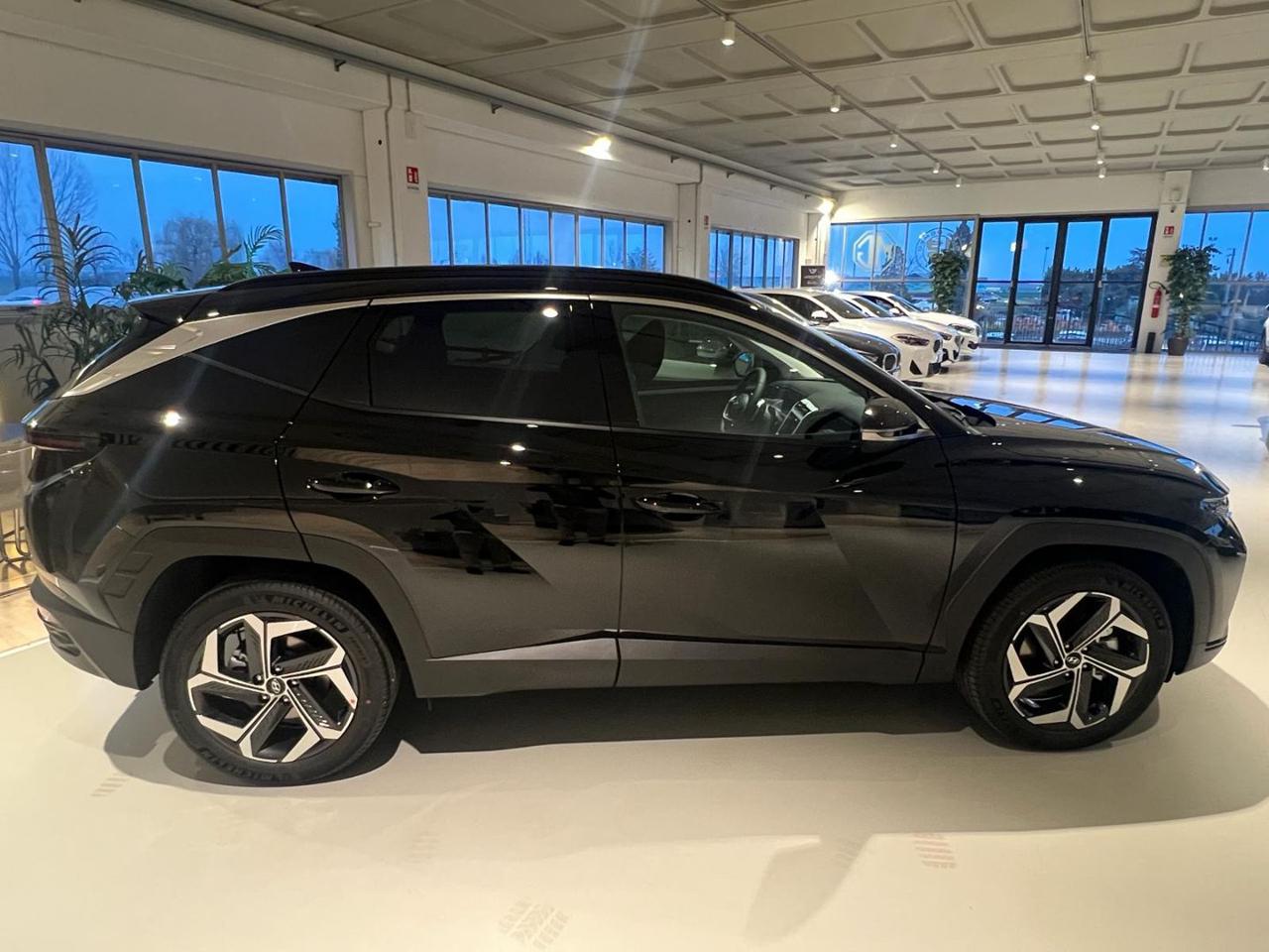 HYUNDAI Tucson 1.6 HEV aut.Exellence - lato-dx