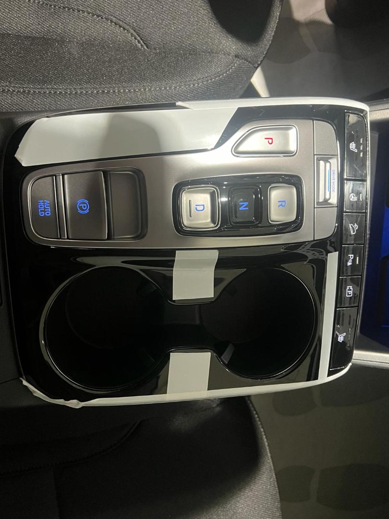 HYUNDAI Tucson 1.6 HEV aut.Exellence - sportelli-interni