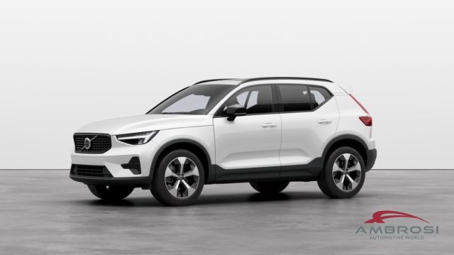 VOLVO XC40 B3 Mild hybrid Benzina Ultra Dark 