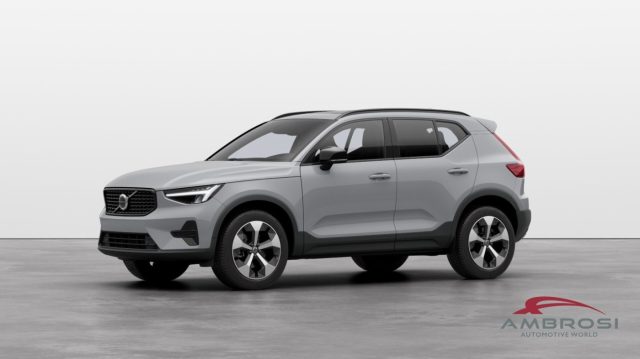 VOLVO XC40 B4 Mild hybrid Benzina Ultra Dark 