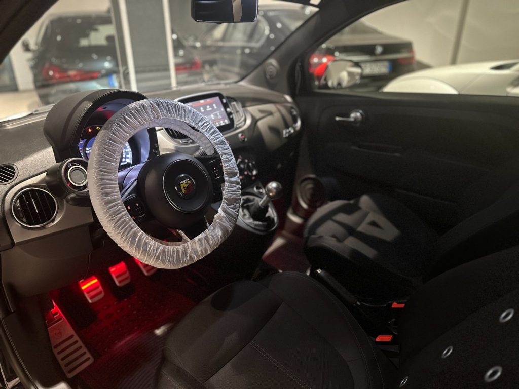 ABARTH 595 1.4 Turbo T-Jet 160cv Pista 70°anniversario - 19