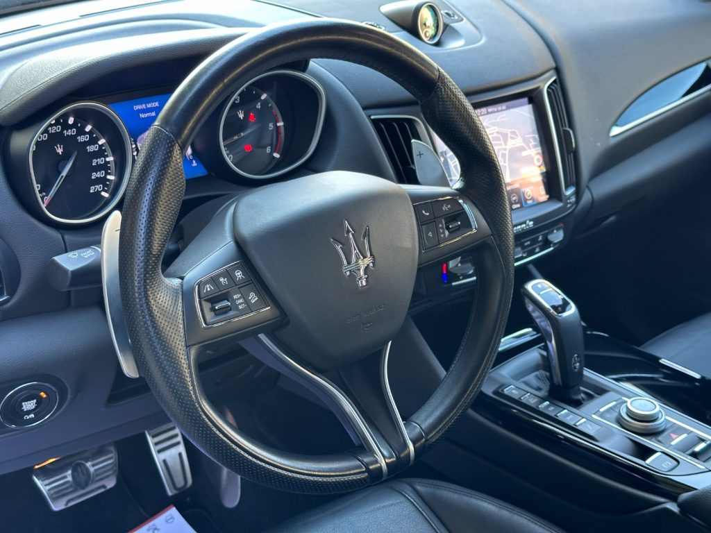 MASERATI Levante V6 Diesel Q4 250cv GranSport - 20