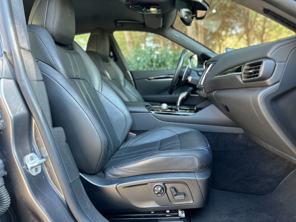 MASERATI Levante V6 Diesel Q4 250cv GranSport - 10