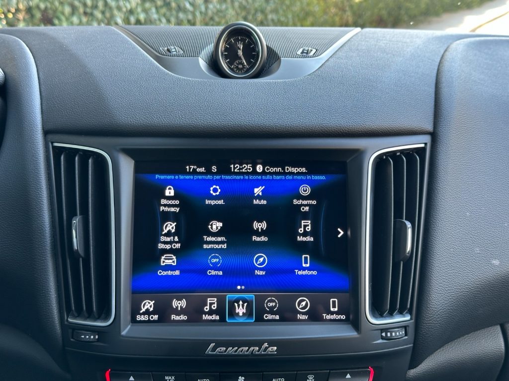 MASERATI Levante V6 Diesel Q4 250cv GranSport - 24