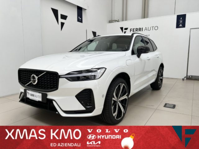 VOLVO XC60 T6 AWD automatico Ultimate Dark 