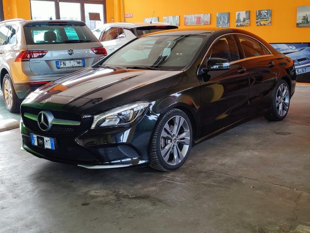 MERCEDES-BENZ CLA 200 d Automatic Business Extra Usato