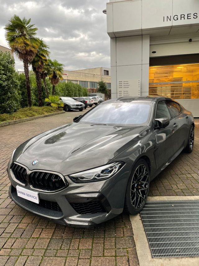 BMW M8 Grigio scuro metallizzato