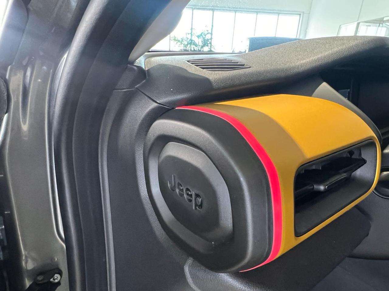 JEEP Avenger 1.2 Turbo Summit - 18