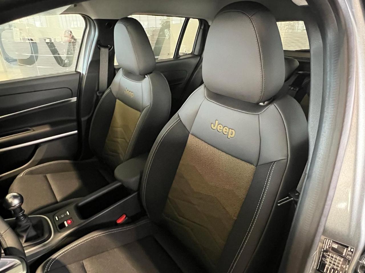 JEEP Avenger 1.2 Turbo Summit - 11