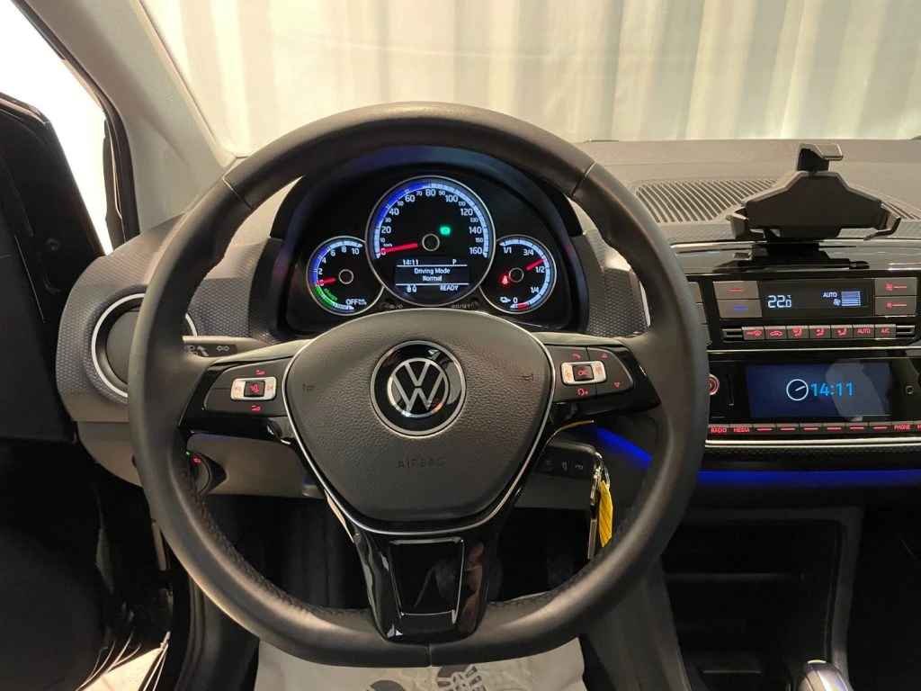 VOLKSWAGEN e-up! 82 CV NEOPATENTATI Radio Bluetooth DAB+ - 7