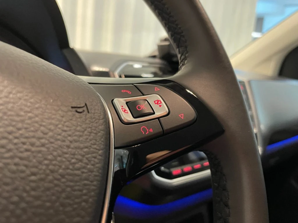 VOLKSWAGEN e-up! 82 CV NEOPATENTATI Radio Bluetooth DAB+ - 12