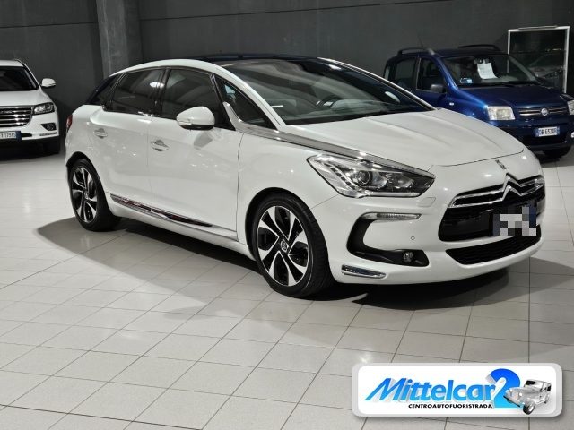 DS AUTOMOBILES DS 5 2.0 HDi 160 Sport Chic 