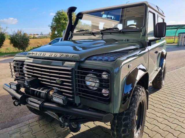 LAND ROVER Defender 90 2.4 TD4 Station Wagon ARIA COND. + VERRICELLO 