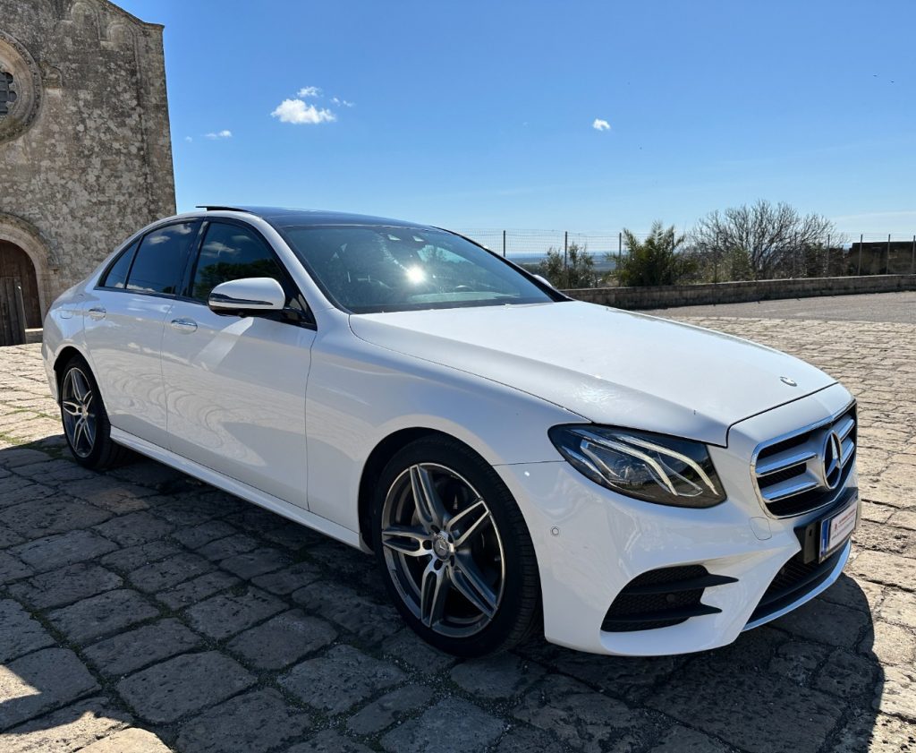 MERCEDES-BENZ E 220 d Auto AMG Premium Plus (Tetto/Led64/Retro/APP) - 17