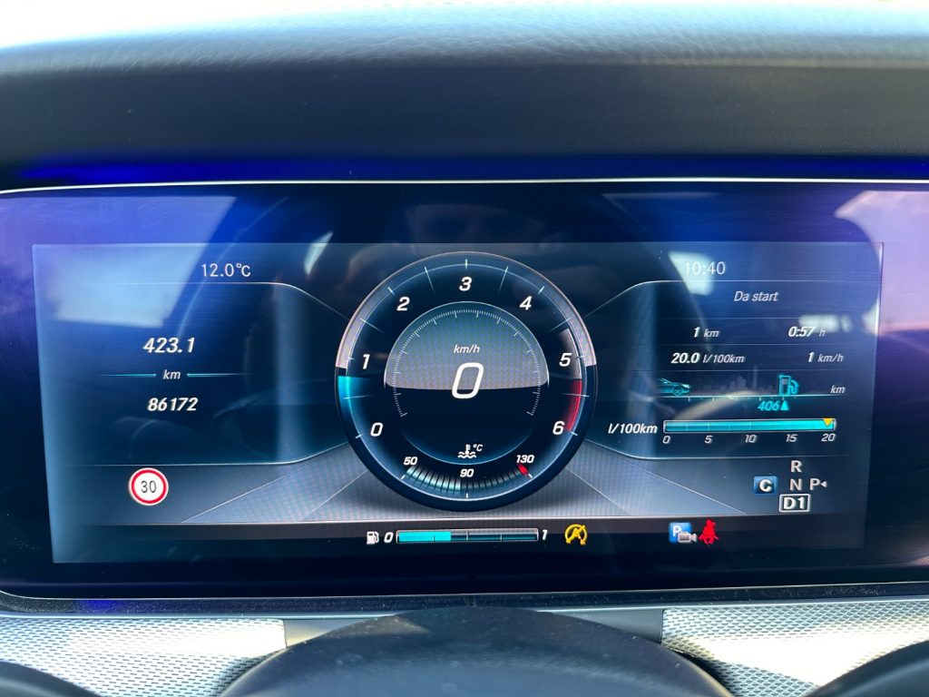 MERCEDES-BENZ E 220 d Auto AMG Premium Plus (Tetto/Led64/Retro/APP) - 20