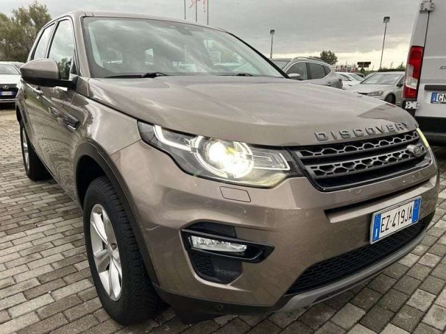 LAND ROVER Discovery Sport Discovery Sport 2.2 TD4 SE auto 