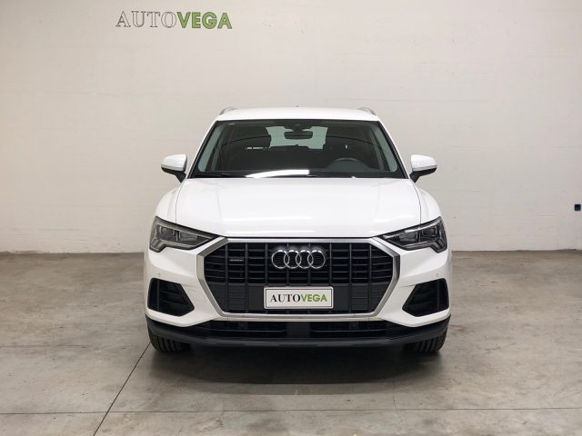 AUDI Q3 Bianco pastello