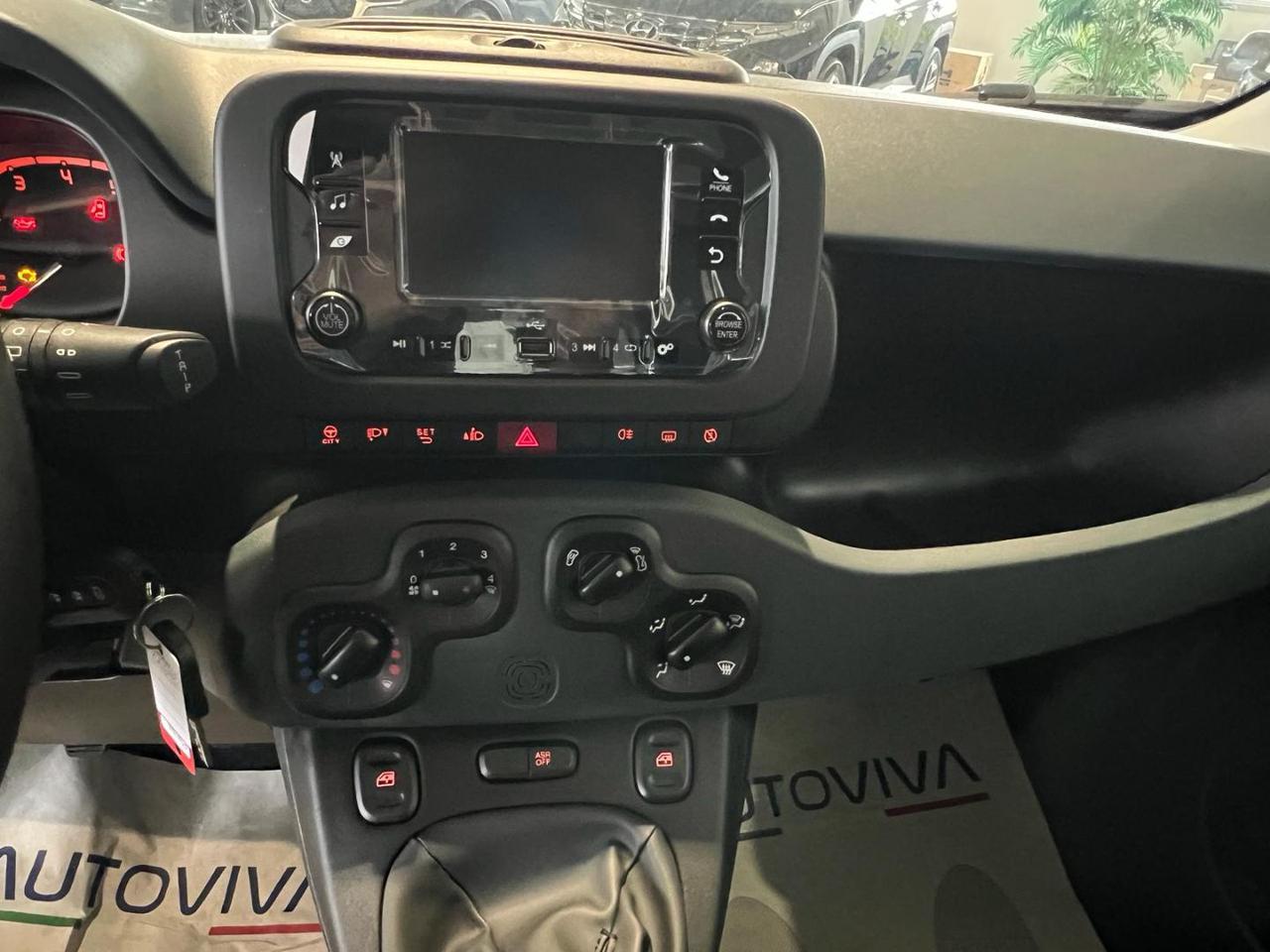 FIAT Panda 1.0 FireFly S&S Hybrid - 12