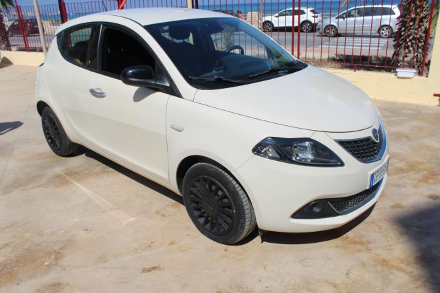 LANCIA Ypsilon 1.0 FireFly 5 porte S&S Hybrid Ecochic 