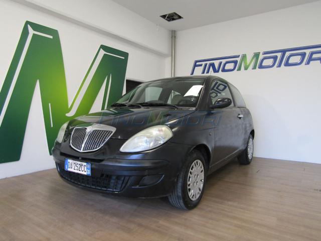 LANCIA Ypsilon Nero metallizzato