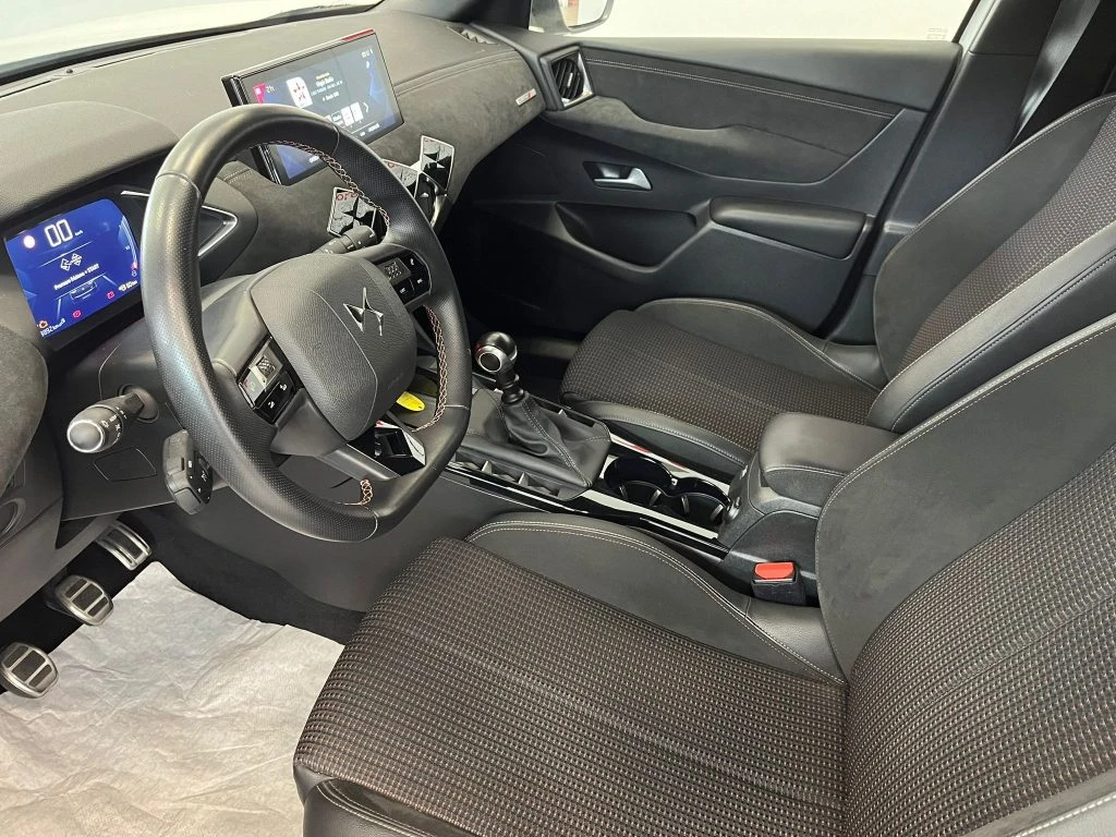 DS AUTOMOBILES DS 3 Crossback DS3 PT100 PerfLine - Grid Foto 15