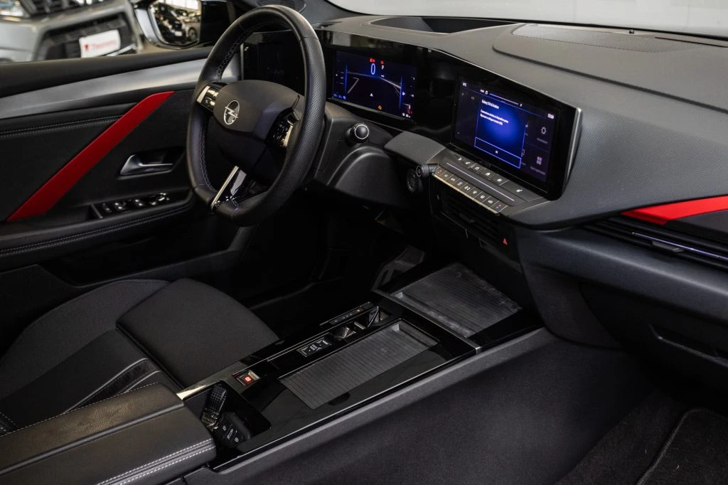 OPEL Astra 1.6 hybrid GS Line 180cv at8 - Grid Foto 10