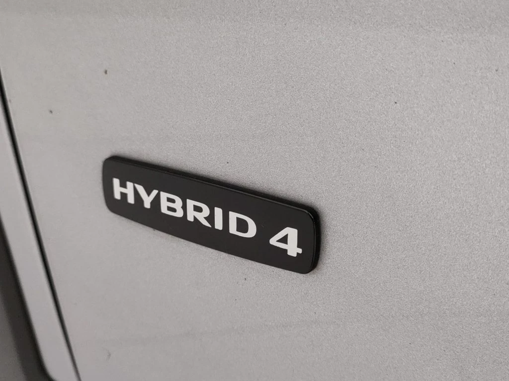 OPEL Grandland X 1.6 Hybrid4 plug-in awd auto - Grid Foto 26