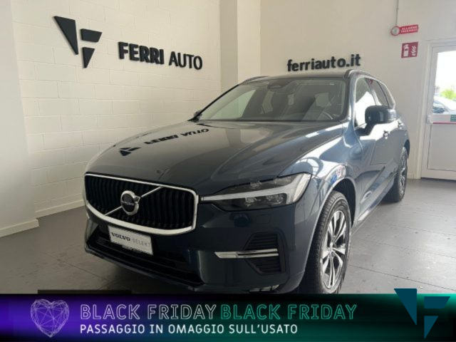 VOLVO XC60 B4 automatico Momentum Pro 