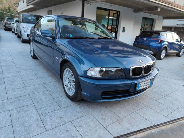 BMW 318 Blu pastello