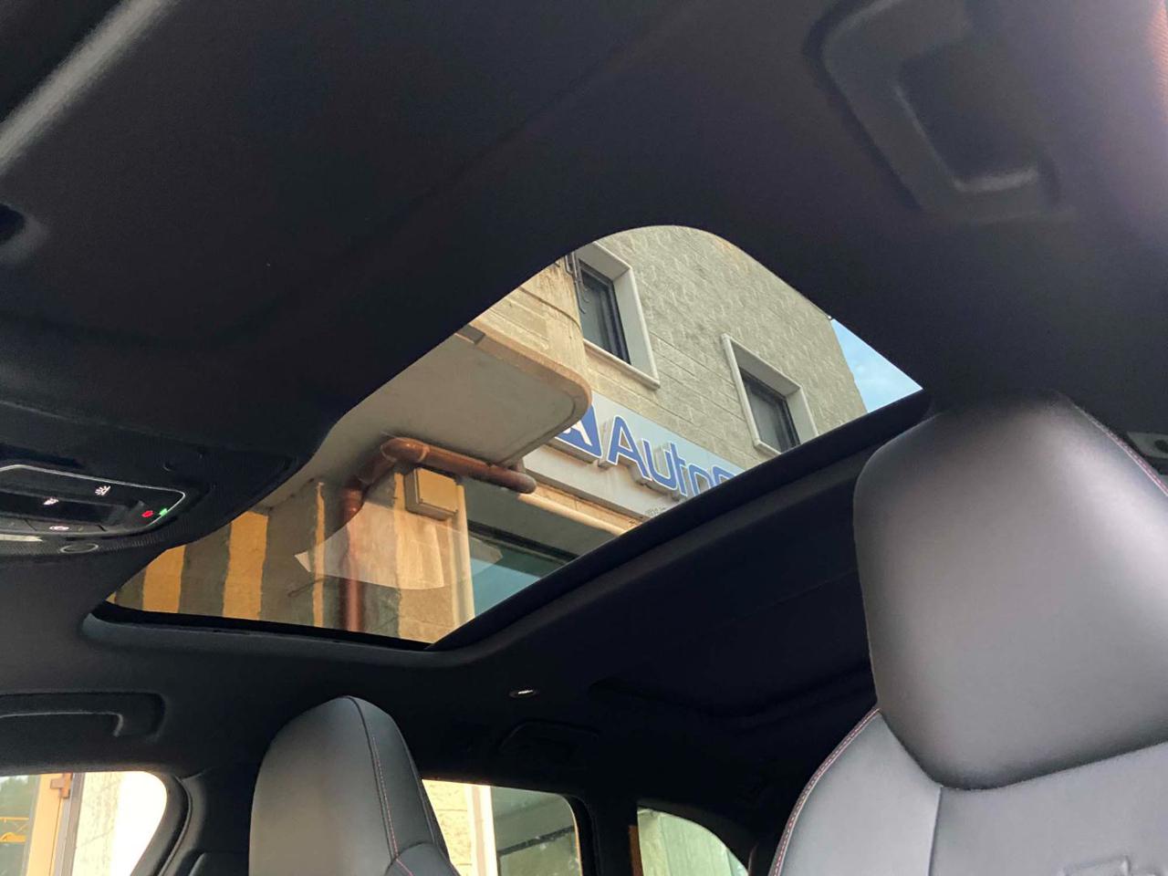 AUDI RS6 Avant 4.0 TFSI V8 quattro tiptronic - 28