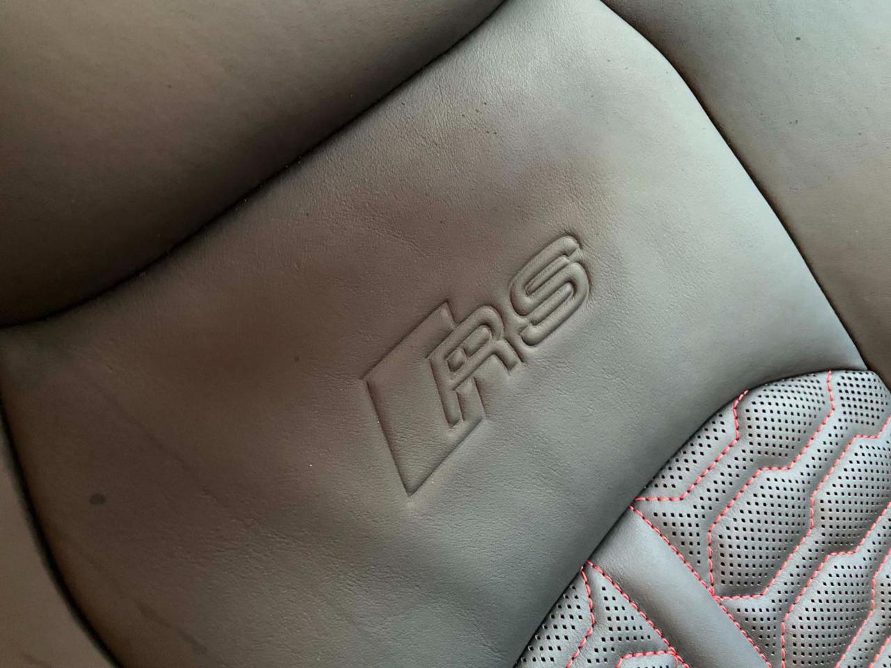 AUDI RS6 Avant 4.0 TFSI V8 quattro tiptronic - 30